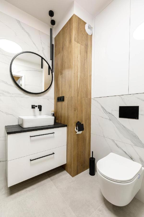 Urban Chic - Studio Apartment - Odra View&Witolda Вроцлав Экстерьер фото